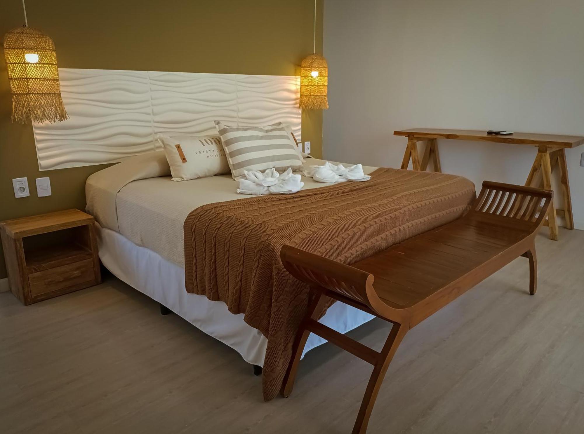 Hotel Terrazas Del Rio Negro Centenario エクステリア 写真